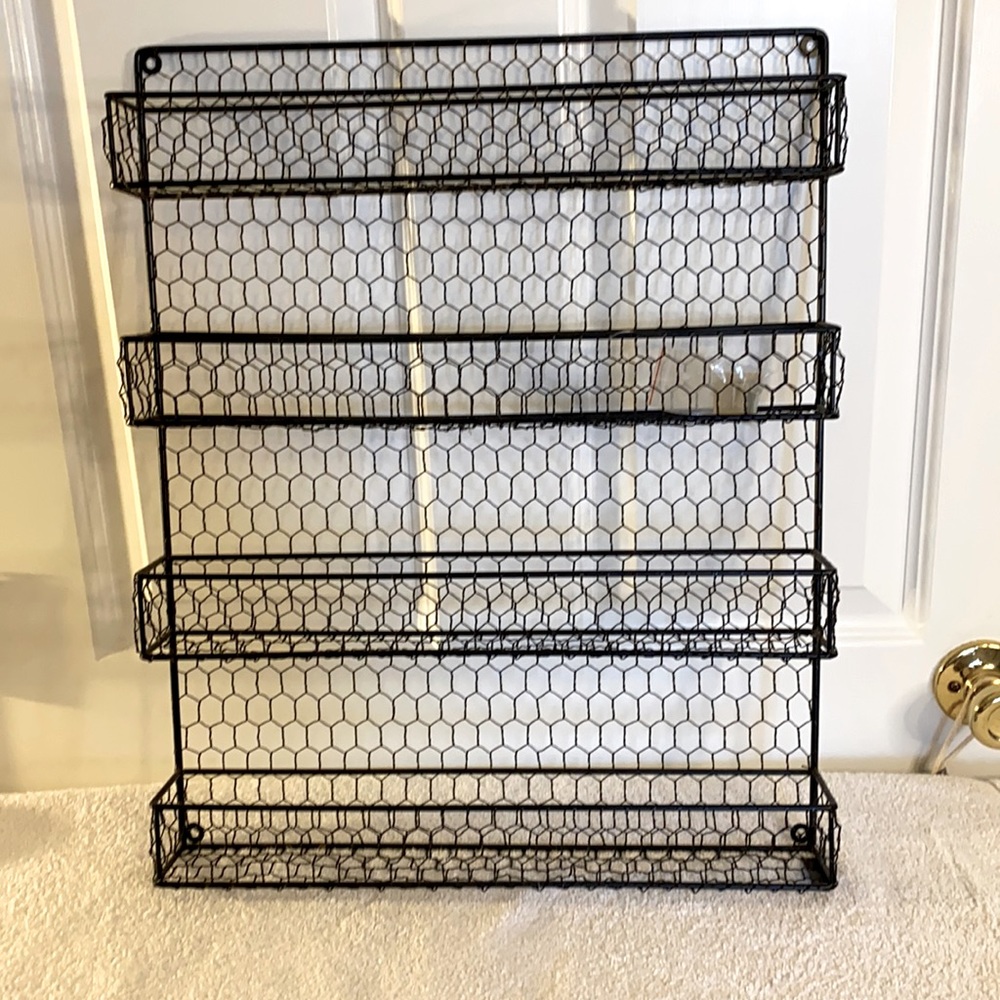 NWOT Spice Rack